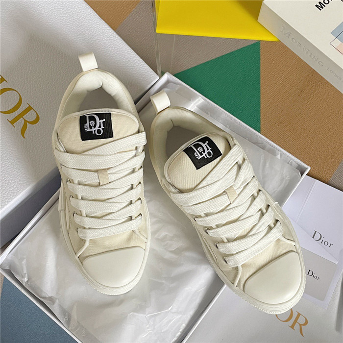 B23 SKATER SNEAKER
