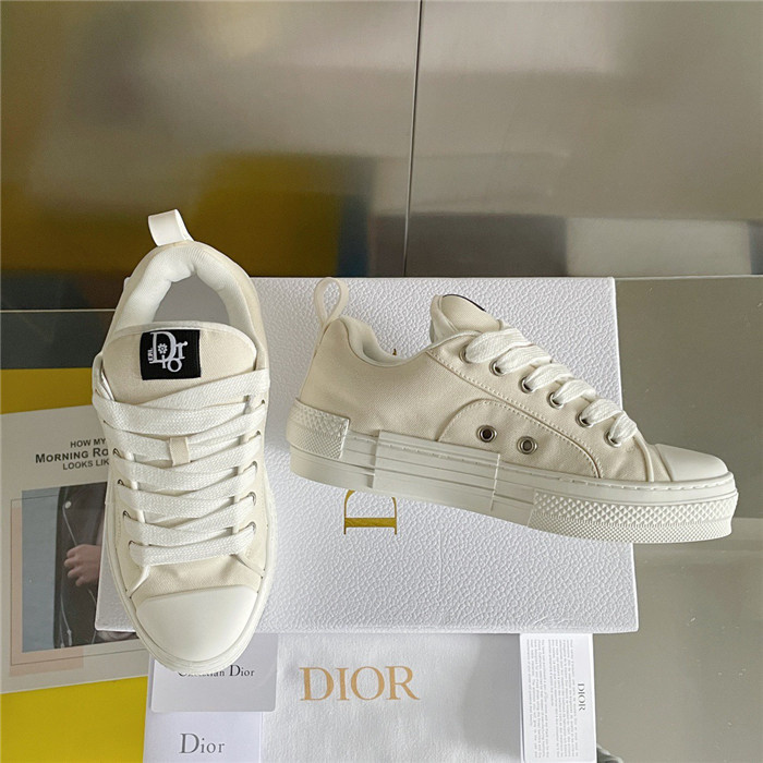 B23 SKATER SNEAKER