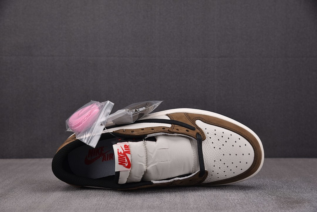 Air Jordan Low OG SP CD4487-001