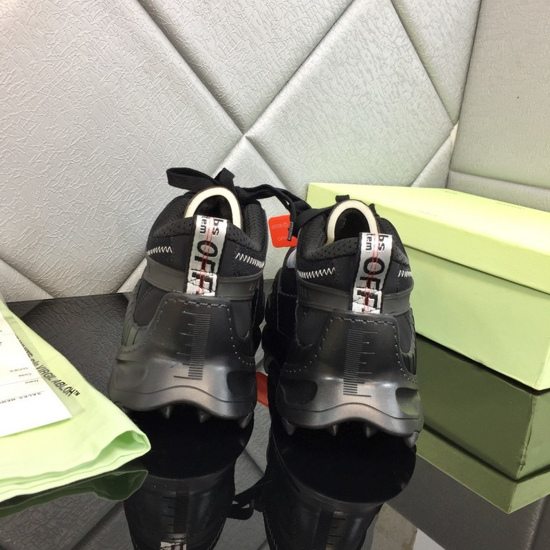 OW C/O ODSY-1000 SPORTS SHOES