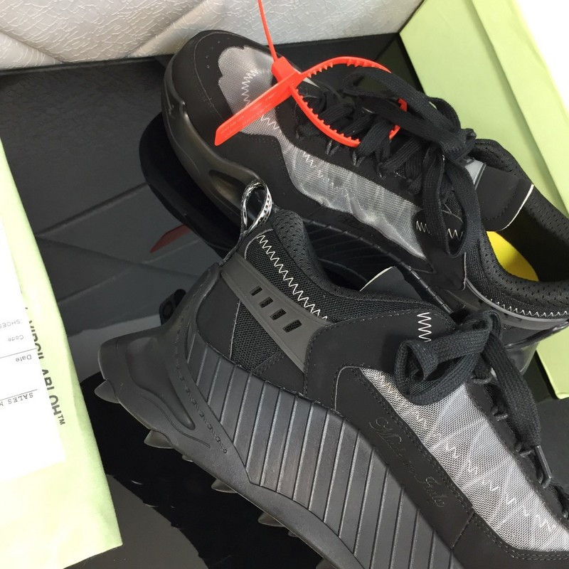 OW C/O ODSY-1000 SPORTS SHOES