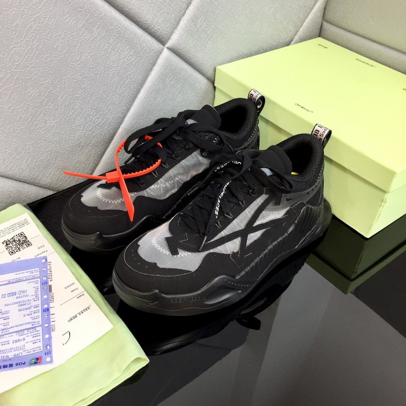 OW C/O ODSY-1000 SPORTS SHOES