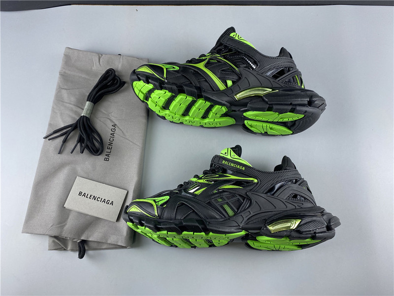 Ba*len*cia*ga tess s. gomma trek low top sneakers (black and green) 570391 w2gn1 1012