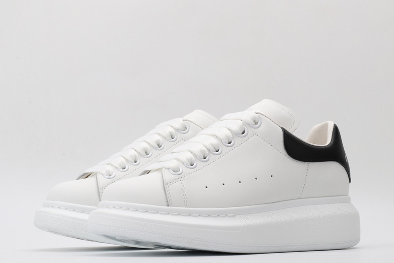 ALEXANDER MCQUEEN SNEAKER