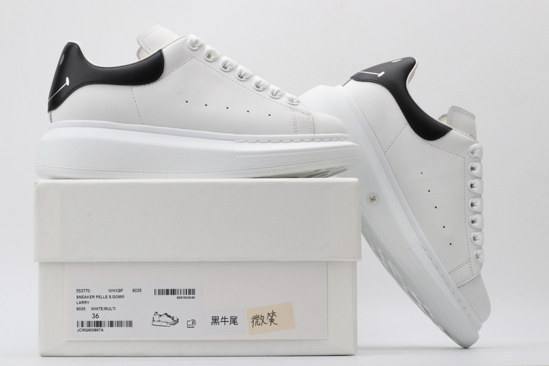 ALEXANDER MCQUEEN SNEAKER