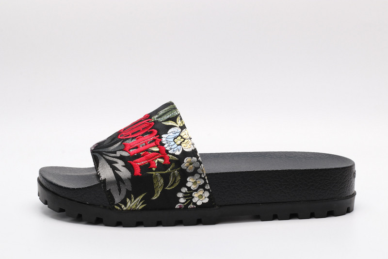 GUC LEATHER SLIDE