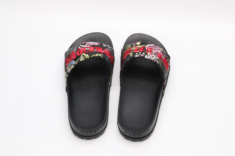 GUC LEATHER SLIDE