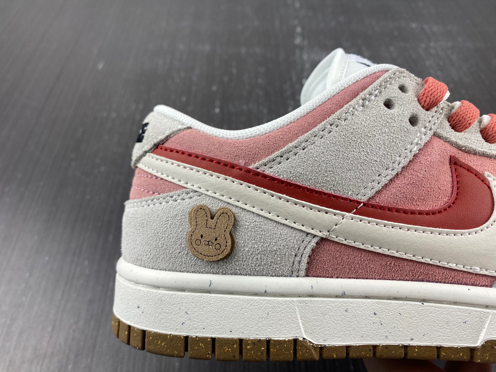 Nike Dunk Low SE DO9457-110