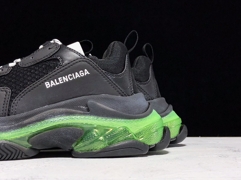 Ba*len*cia*ga triple s 541624 w09on 1047