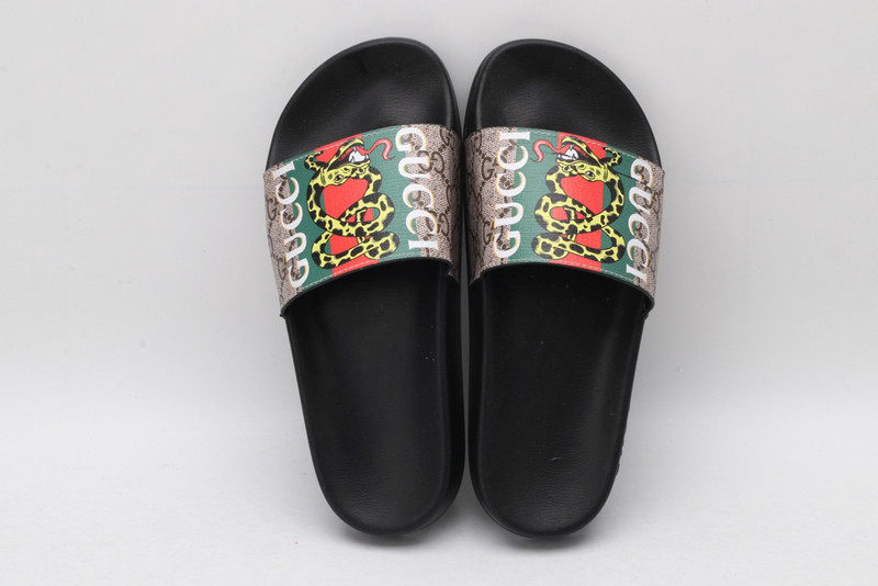 GUC LEATHER SLIDE
