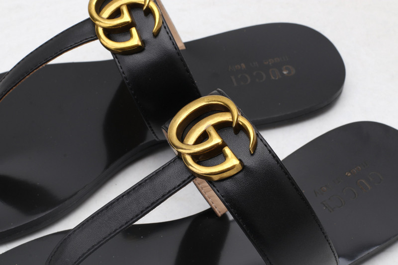 GUC LEATHER SLIDE