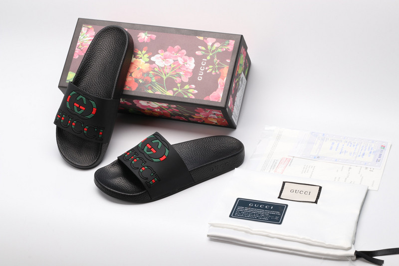 GUC LEATHER SLIDE