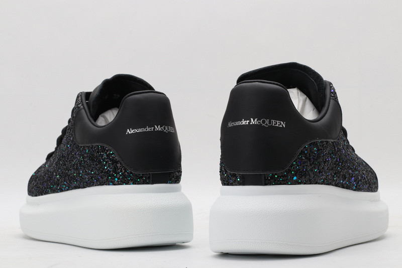 ALEXANDER MCQUEEN SNEAKER