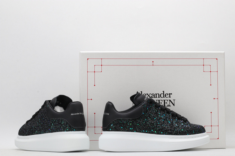 ALEXANDER MCQUEEN SNEAKER