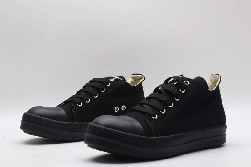 RICK 0WENS SNEAKERS