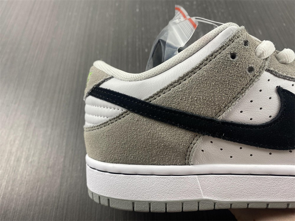 Nike SB Dunk Low Chlorophyll BQ6817-011