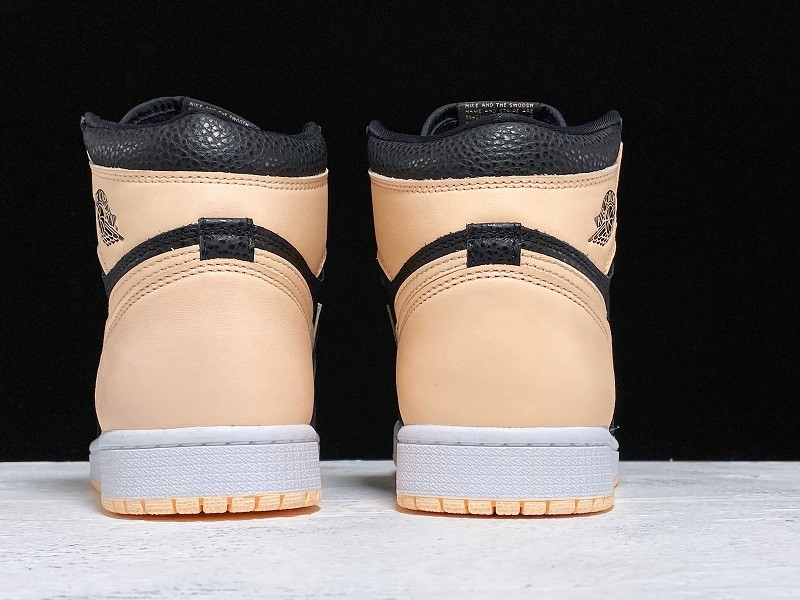 Air Jordan 1 “CRIMSON TINT” 555088-081