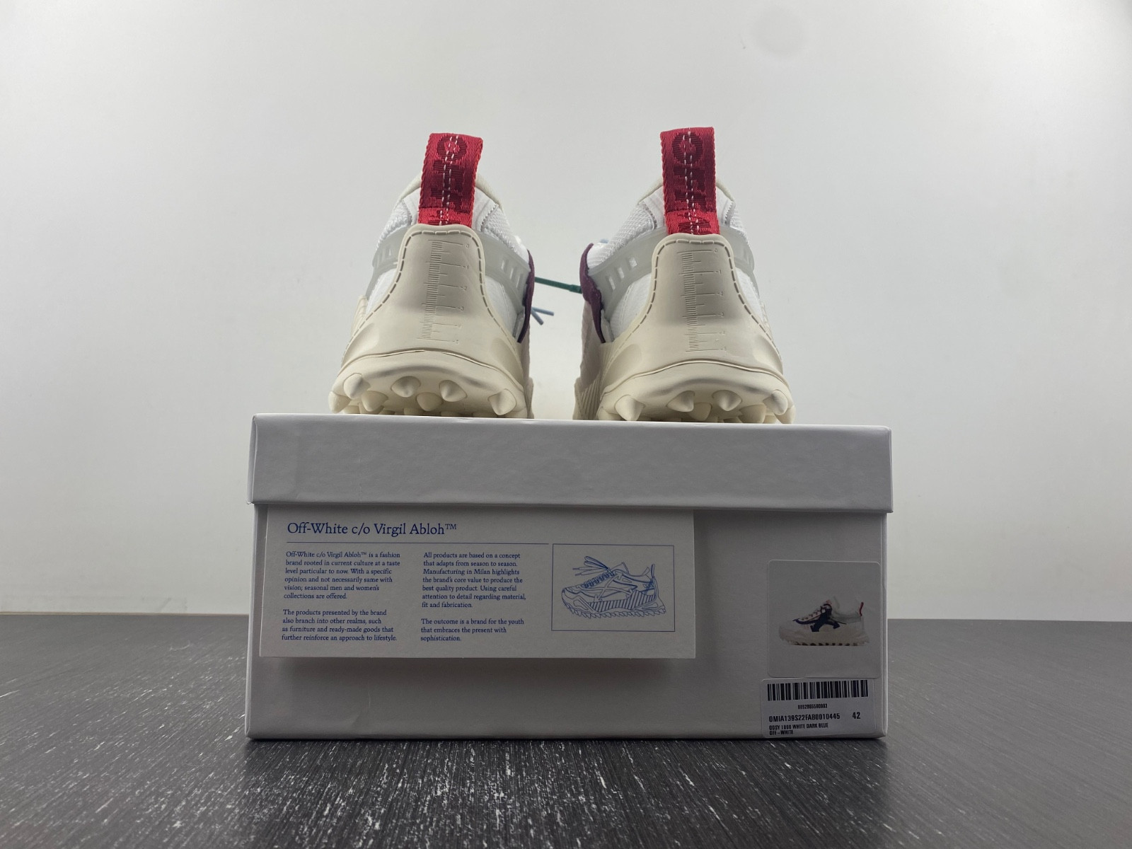 OW C/O ODSY-1000 SPORTS SHOES