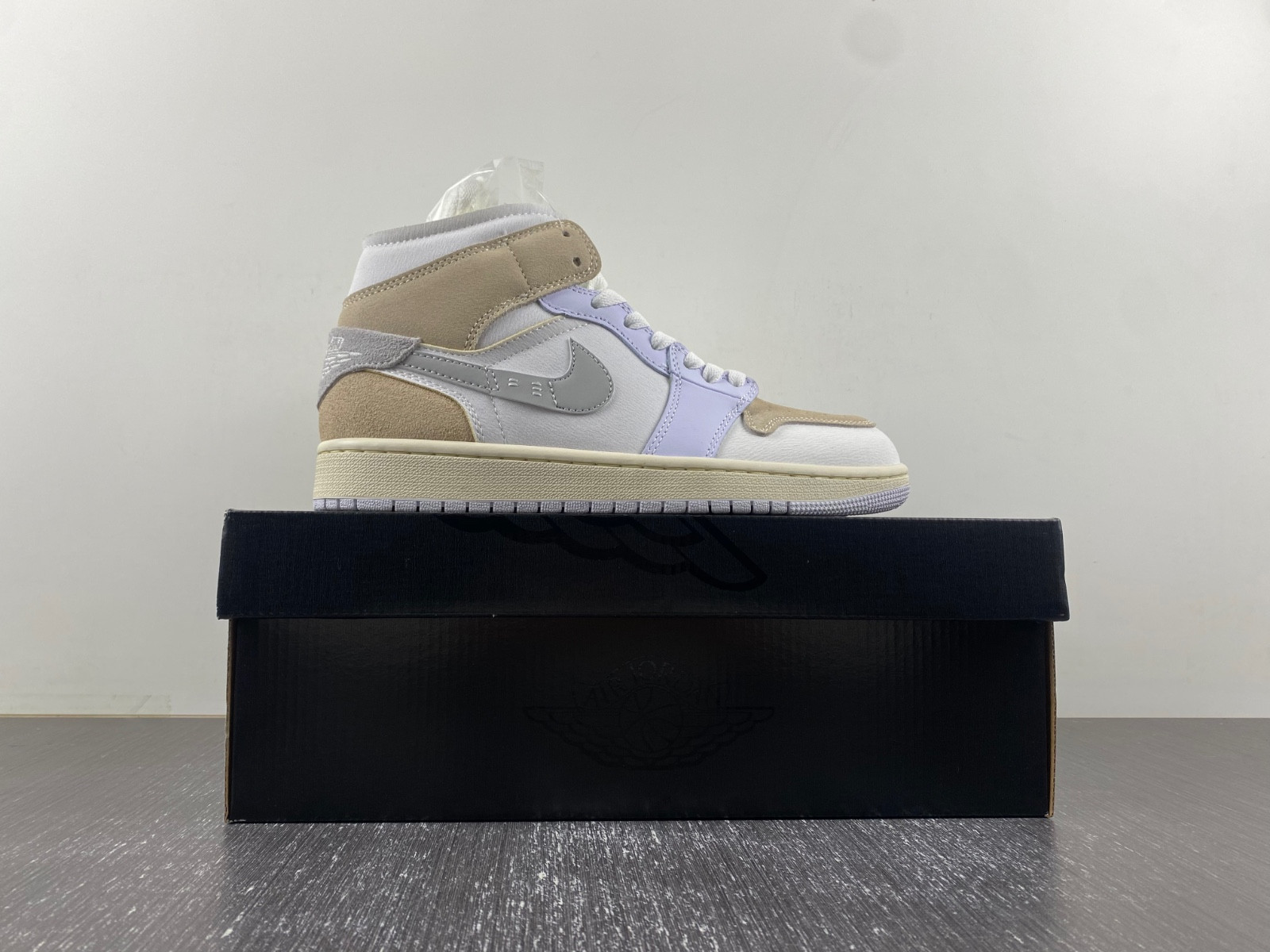 JORDAN Air 1 Mid SE Craft DM9652-120