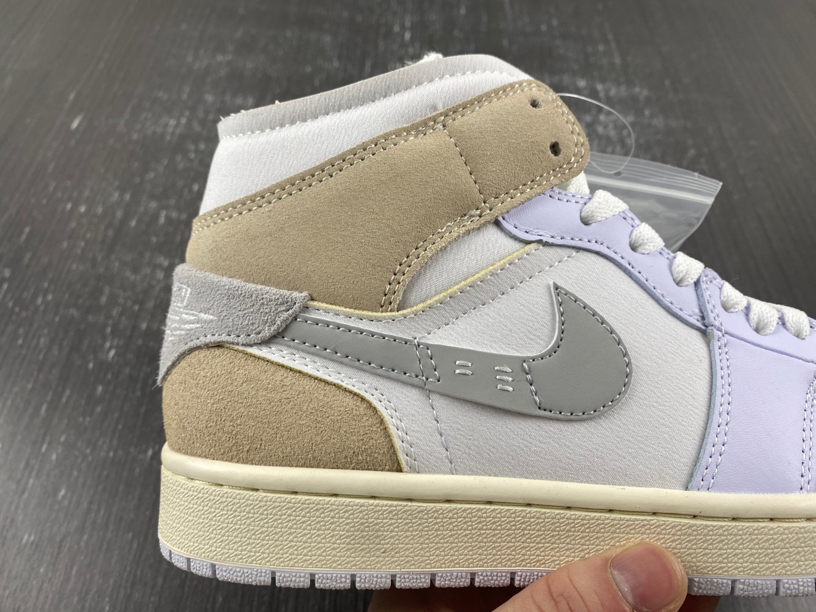 JORDAN Air 1 Mid SE Craft DM9652-120