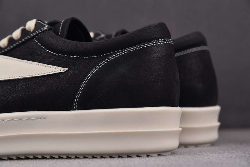 RICK 0WENS SNEAKERS
