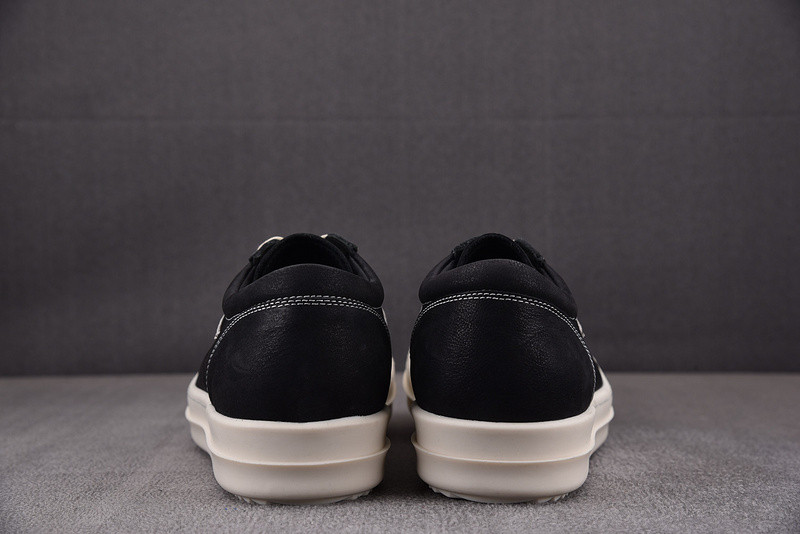RICK 0WENS SNEAKERS