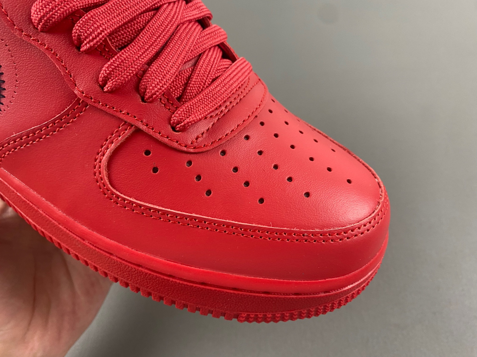 Off White x Nike Air Force 1‘07 Low AO4297-600