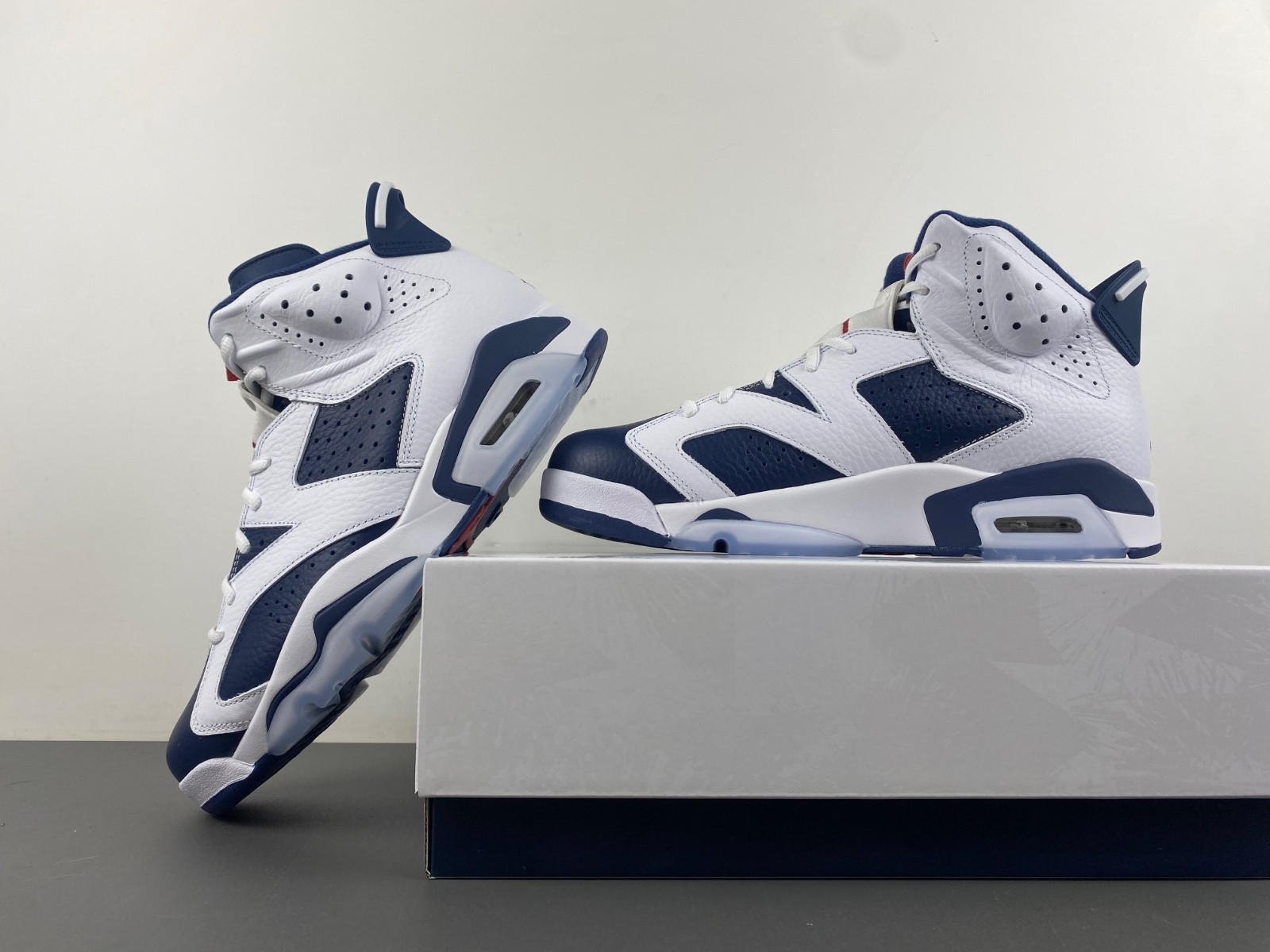 Air Jordan 6