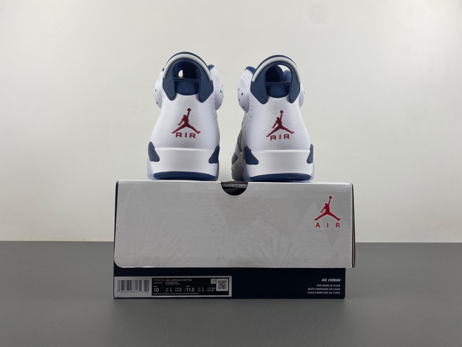 Air Jordan 6