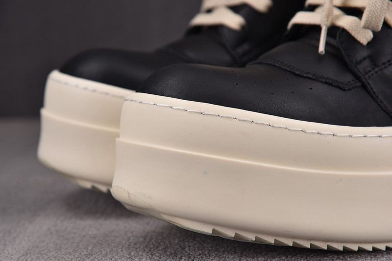 RICK 0WENS SNEAKERS