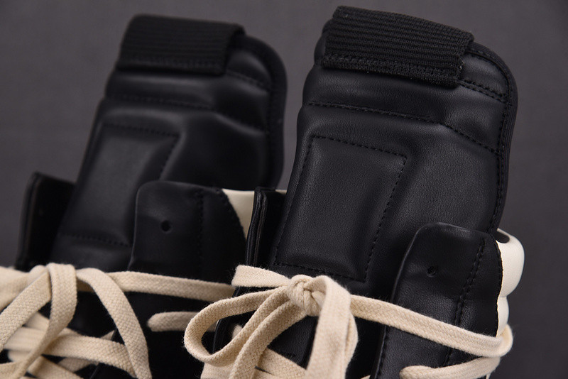 RICK 0WENS SNEAKERS