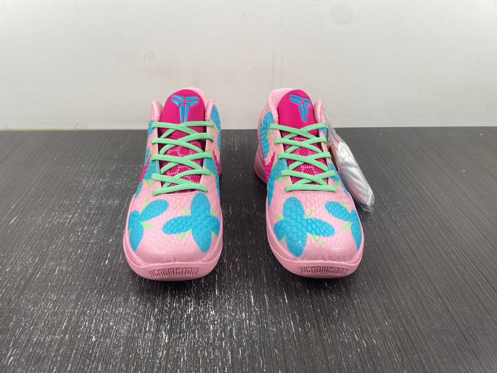 （NIKE）Zoom Kobe 6 ZK6 CM2190-621