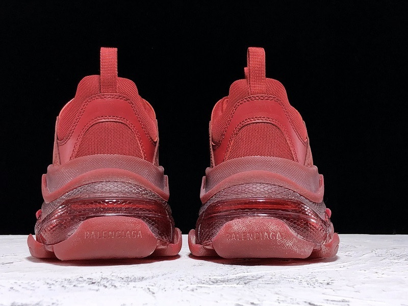 Ba*len*cia*ga triple s ecba800616h