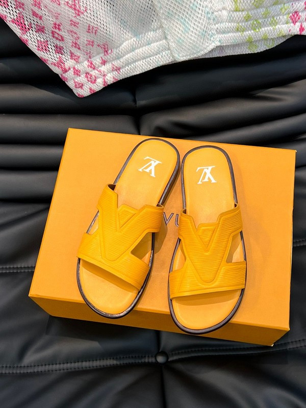 LOU1_TON SLIPPERS