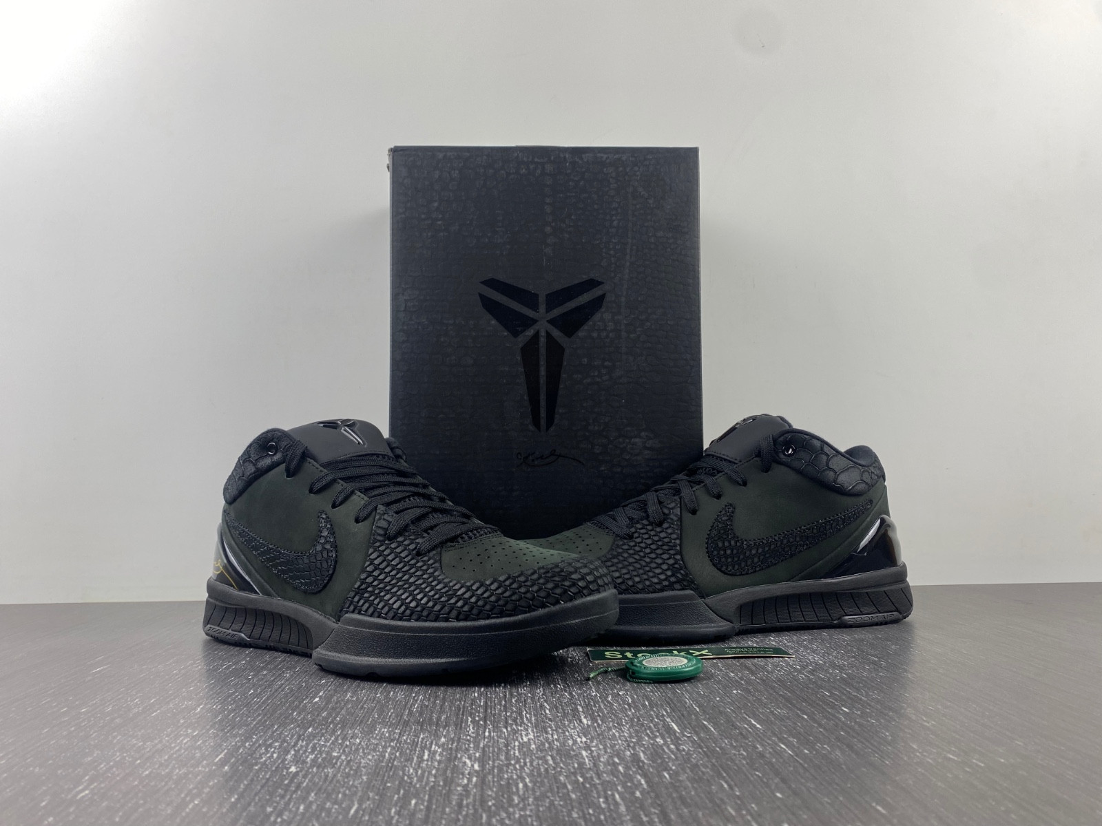 Nike Kobe 4 Protro Gift of Mamba Men