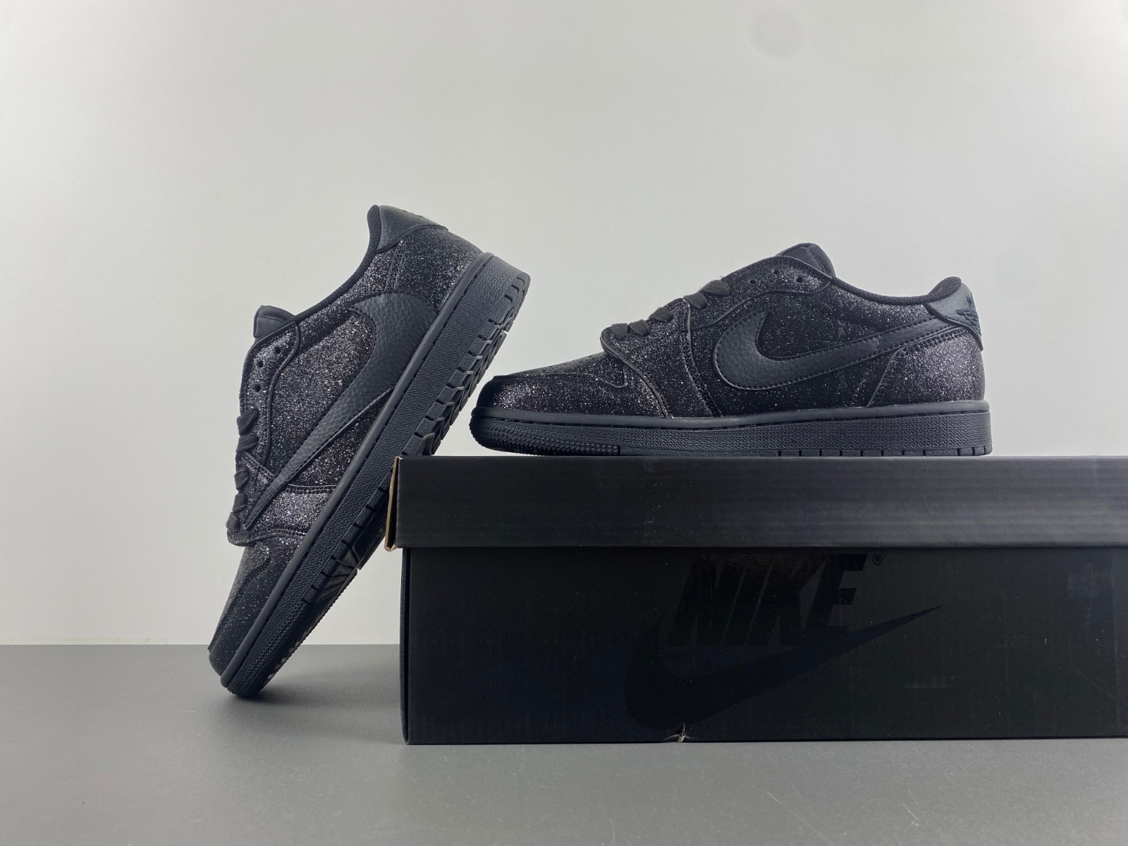 Travis Scott x Air Jordan 1 Low DM7866--282