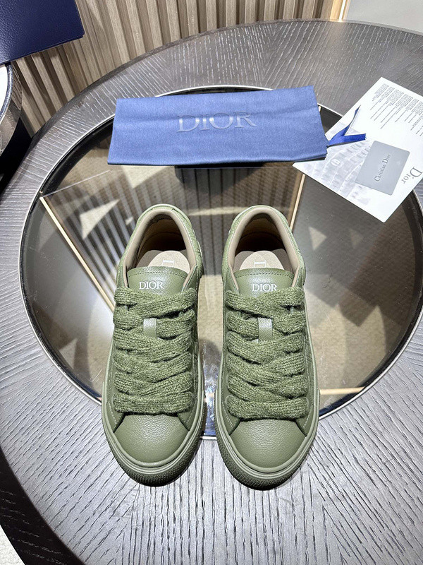 DR B33 SNEAKER