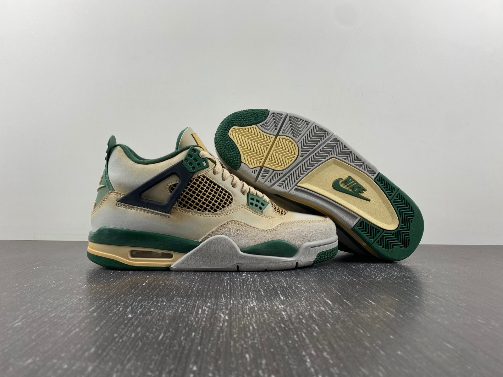 Nike Air Jordan 4 OG