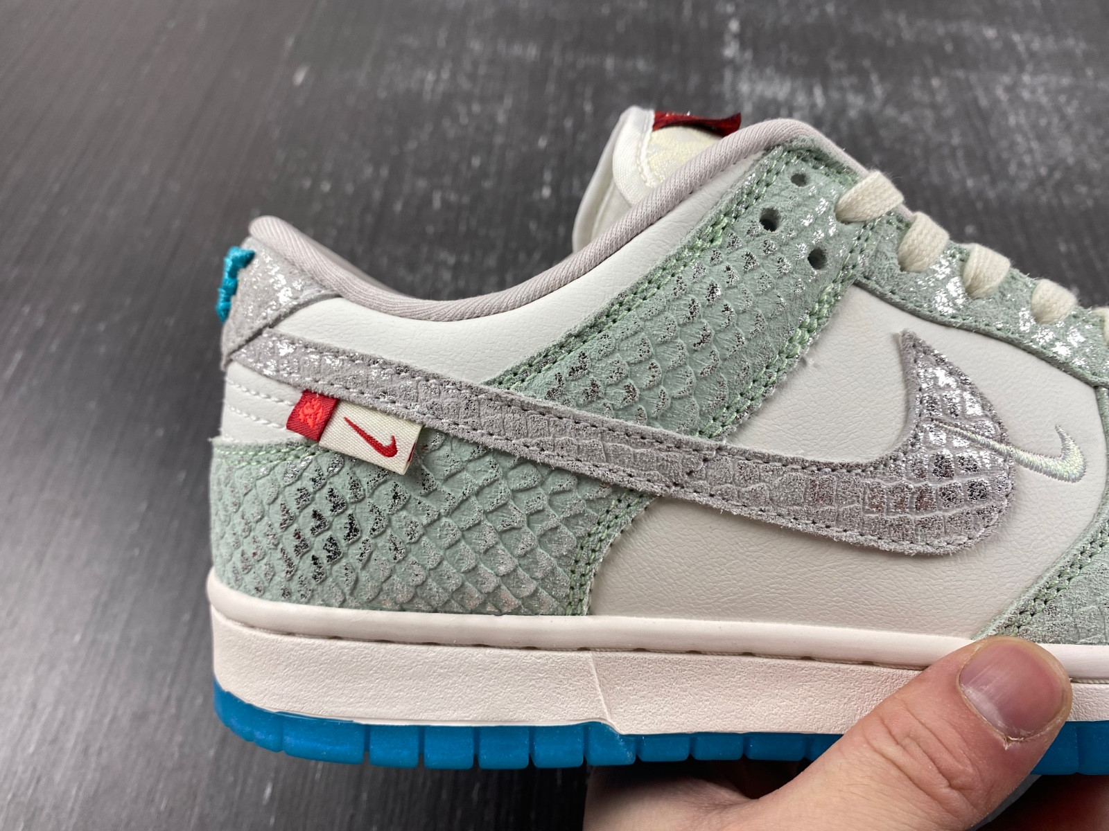 Nike Dunk Low Just Do It Dusty Cactus FZ5065-111