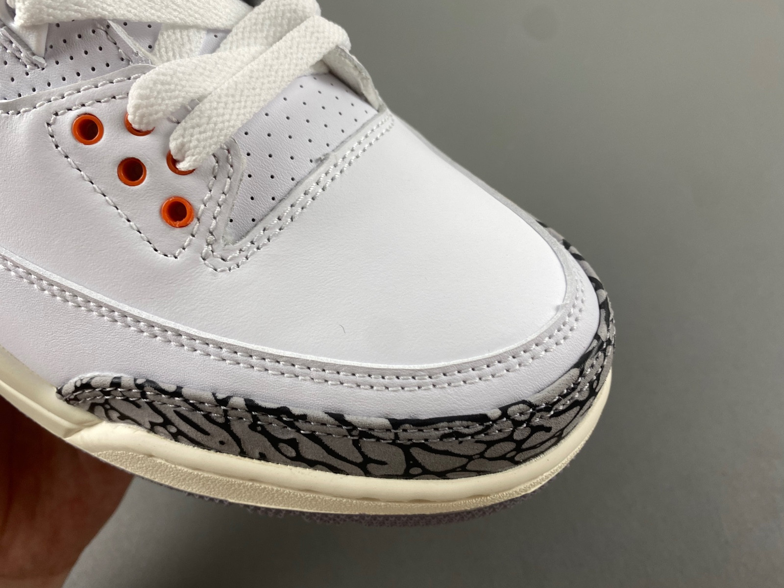 Air Jordan 3 WMNS Georgia Peach CK9246-121