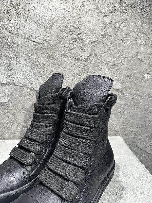 RICK 0WENS SNEAKERS