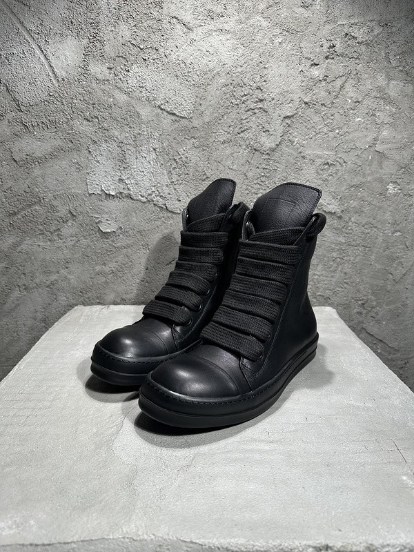 RICK 0WENS SNEAKERS