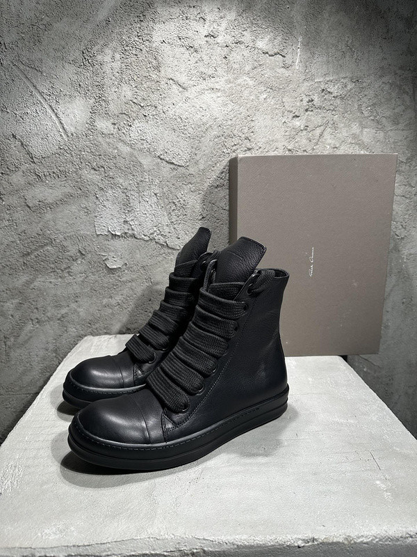 RICK 0WENS SNEAKERS