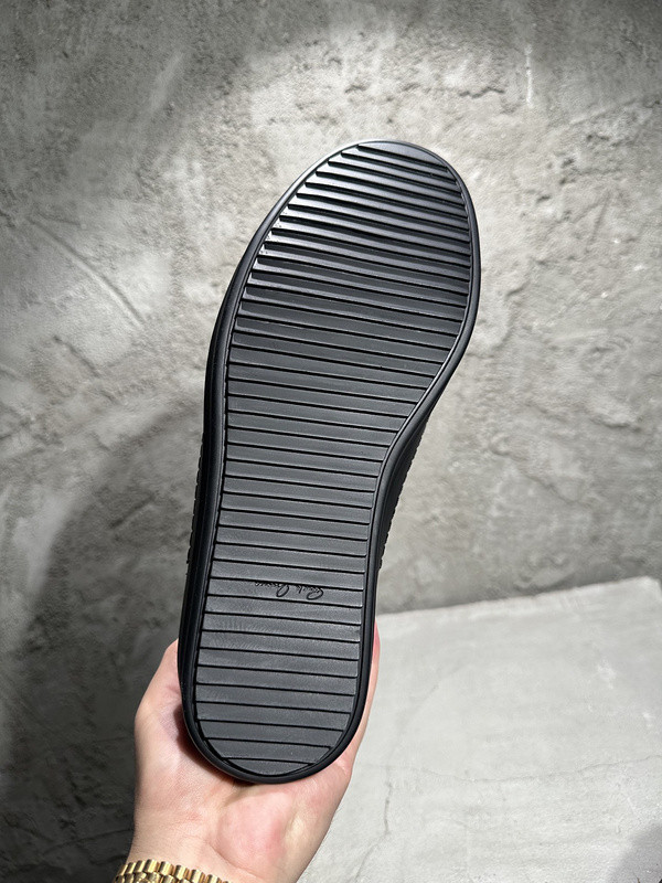 RICK 0WENS SNEAKERS