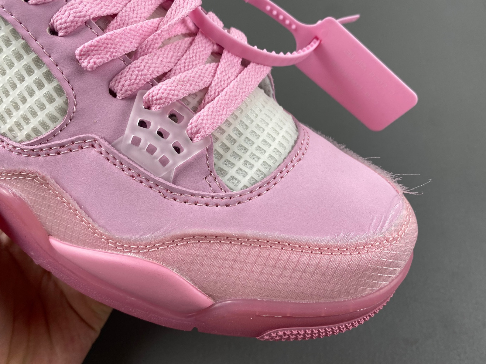 JORDAN 4 RETRO X OW PINK