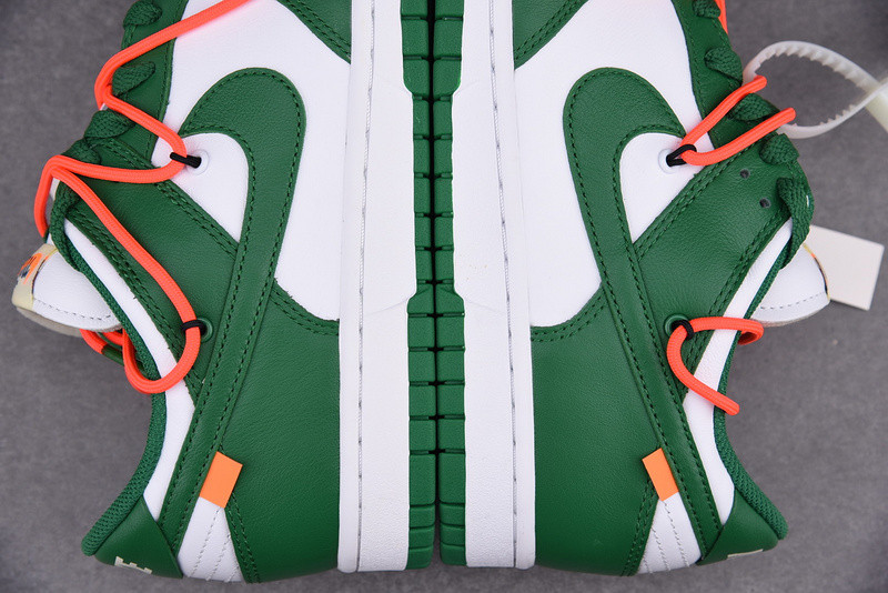 OWF x Nike Dunk Low CT0856-100