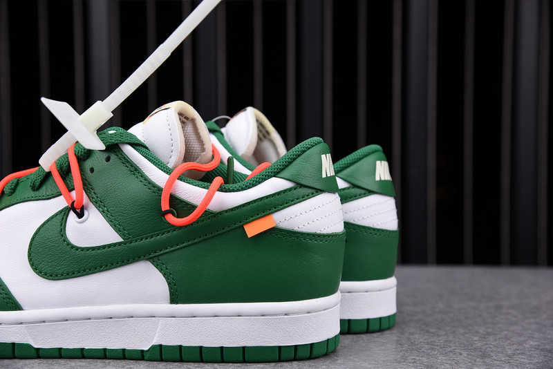 OWF x Nike Dunk Low CT0856-100
