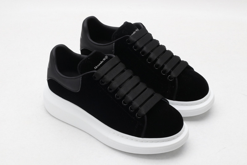 ALEXANDER MCQUEEN SNEAKER