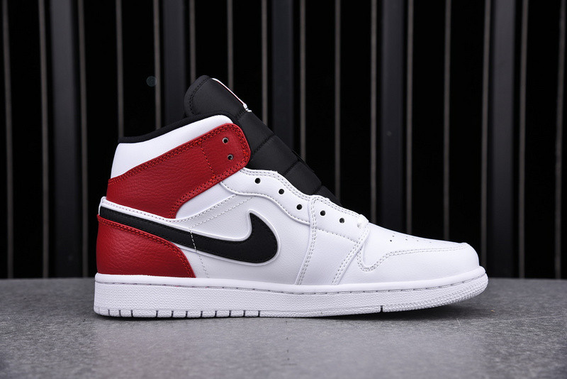 Air Jordan 1 Mid AJ1 554724-116