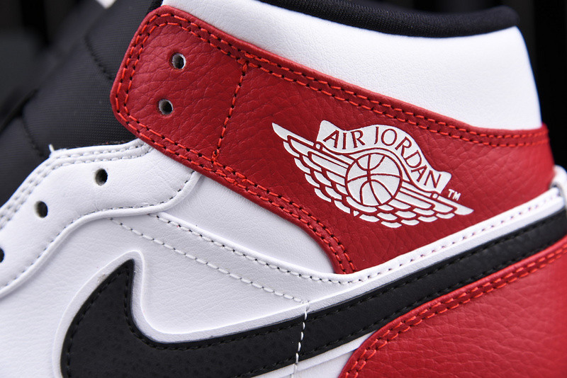 Air Jordan 1 Mid AJ1 554724-116